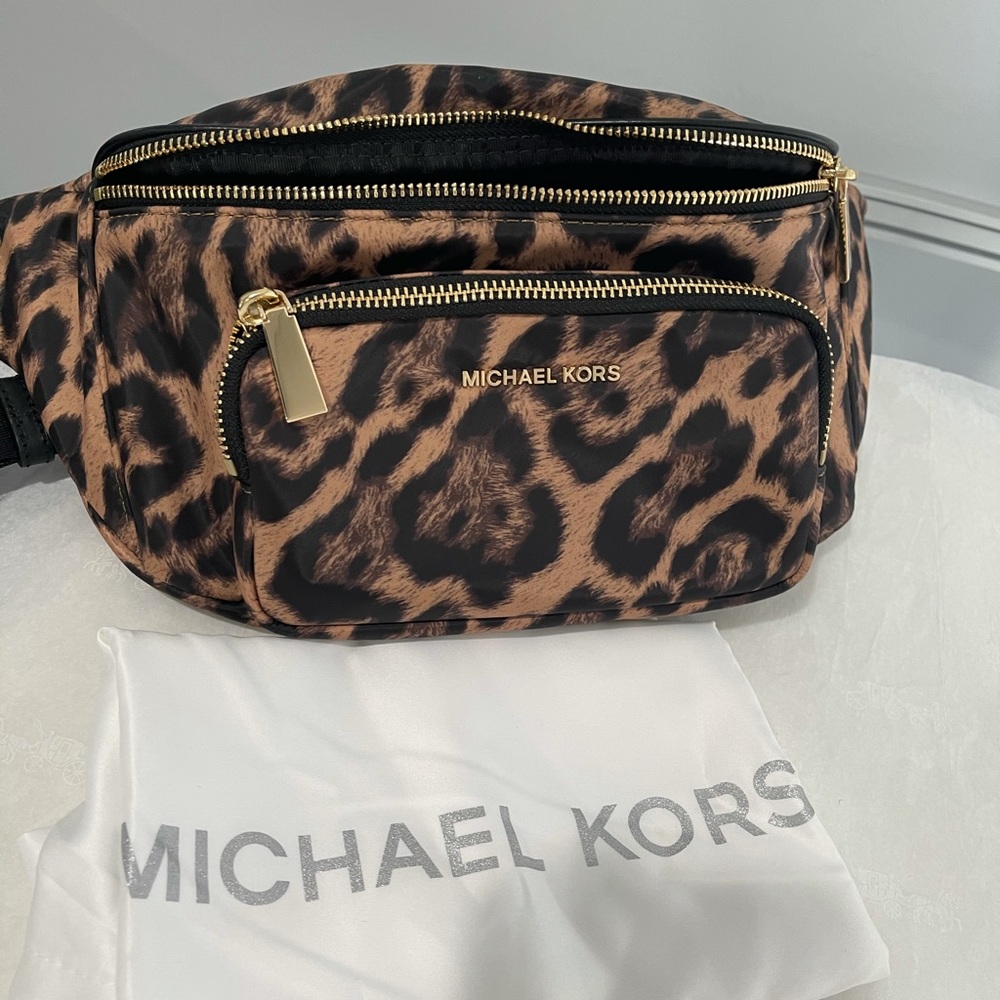 Michael Kors waist pack